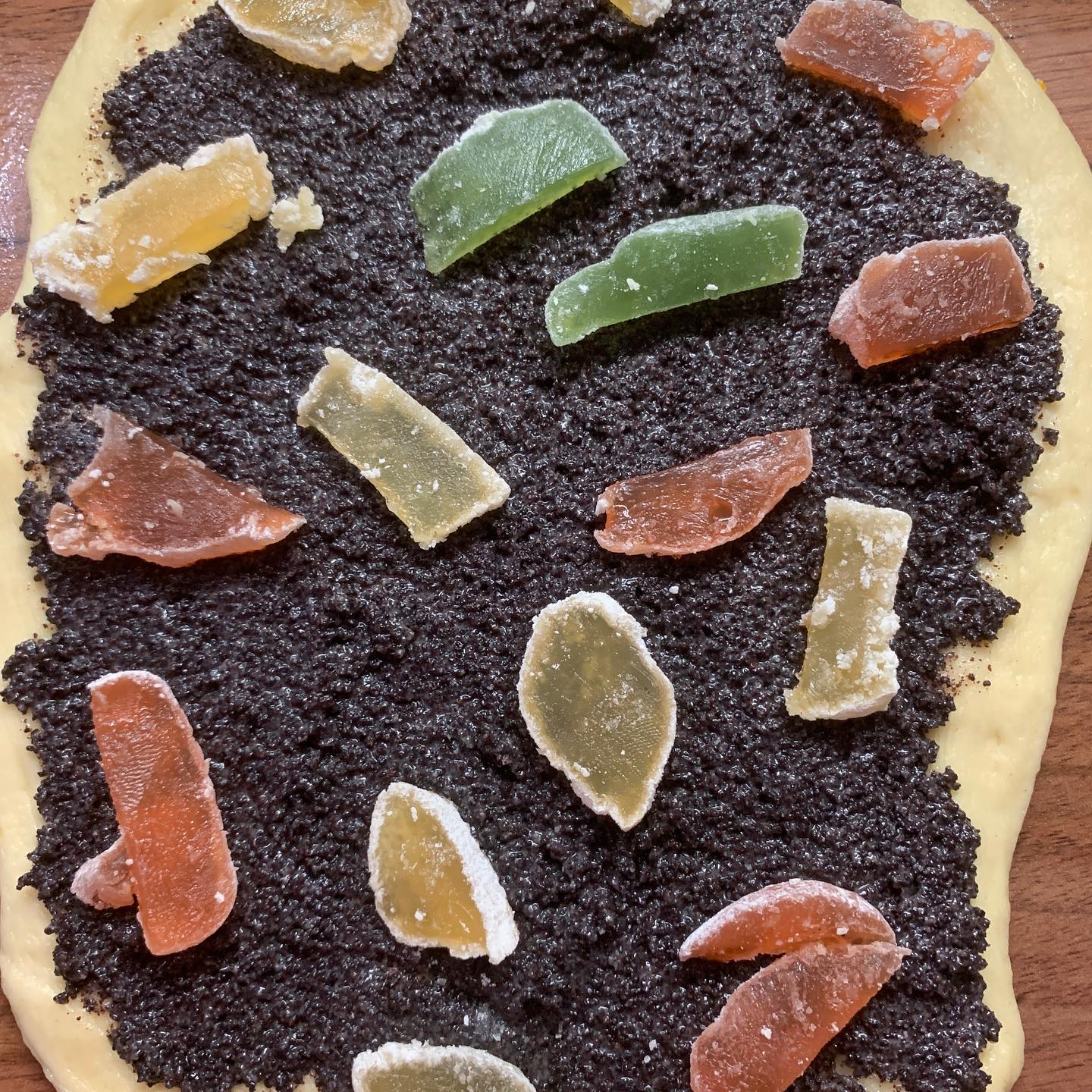 Cozonac cu nucă, cacao și rahat